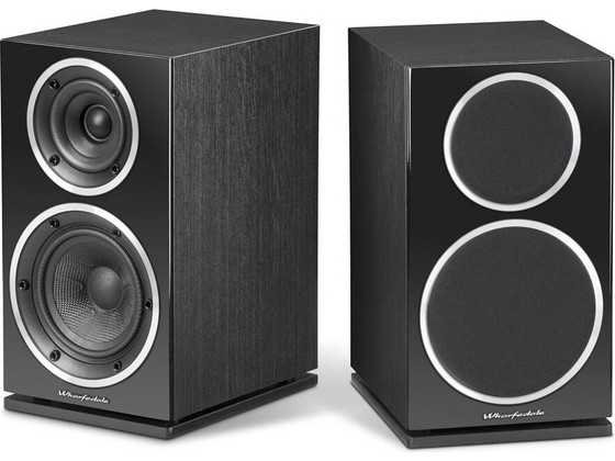 2x Wharfedale Diamond 220 Speaker