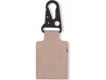 Leather Travelling Tag met NFC chip