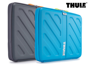 thule macbook sleeve