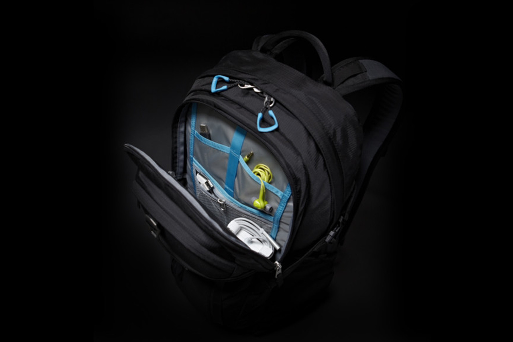 thule enroute blur 23l