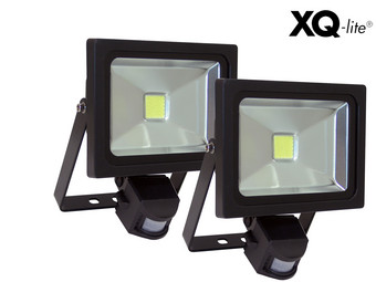 2x reflektor XQ-Lite z czujnikiem ruchu