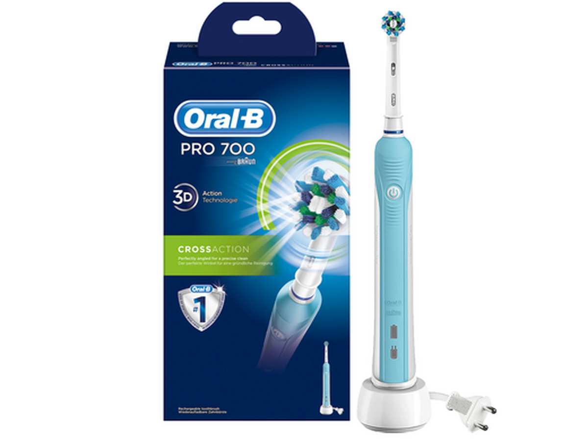 Oral-B Pro 700 Cross Action Power Toothbrush - Duo Pack - Internet's ...